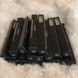 COPY - NEW MAC Peer Pressure Vamplify Lipgloss